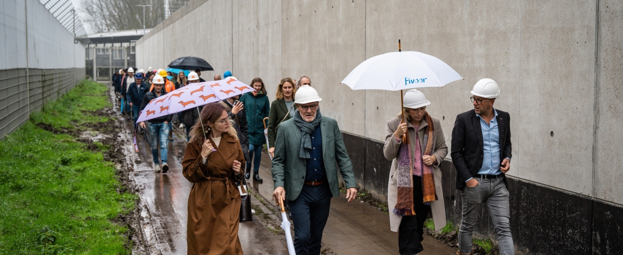 Capaciteitsuitbreiding FPC de Kijvelanden krijgt steeds meer vorm; eerste paal is geslagen